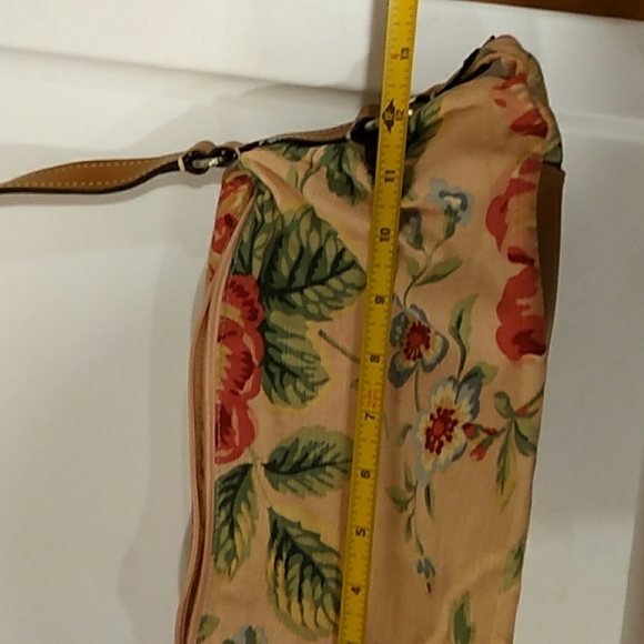 Fossil Purse Pretty Pink w/ Flowers - Picture 6 of 9